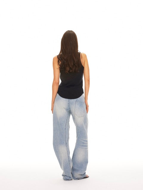 Asymmetric Curve Jeans
